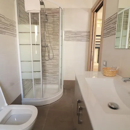 Pietrarsa Couette-café 4*