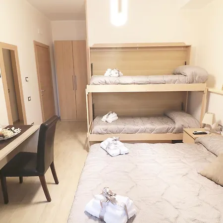 فندق مبيت وإفطار Pietrarsa