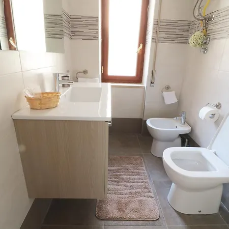 Pietrarsa Bed & Breakfast Portici